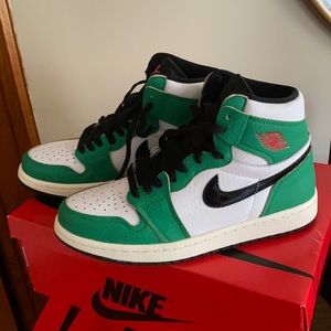 Jordan 1 Retro High Lucky Green (W)